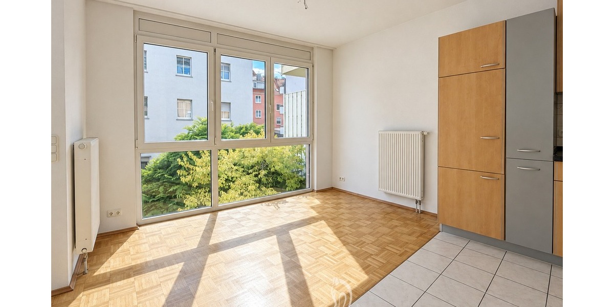 Altersgerecht, Aufzug und Stellplatz: Helle 2-Zimmer-Wohnung mit Balkonloggia - Etagenwohnung Würzburg Zellerau | Angebot:27134349