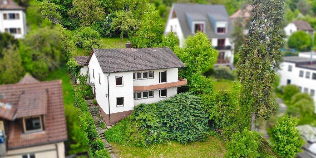 Platz für Ihre Familie und Ihre Ideen - Einfamilienhaus mit großem Garten 6 zimmer