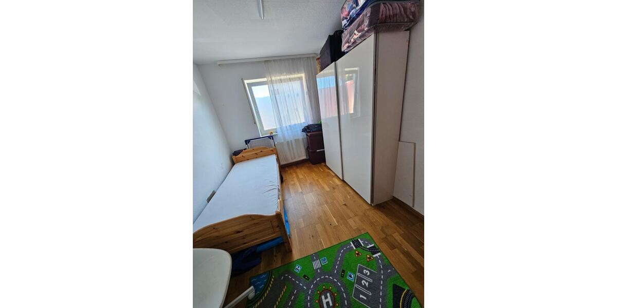 Erdgeschoßwohnung Bergtheim - 3 Zimmer, 75 m&sup2;, 900&euro; | Angebot:26615828