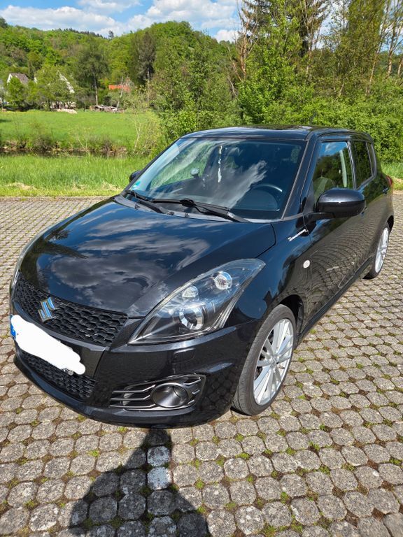 Suzuki Swift 71.000 km 13.500 € Wertheim 97877