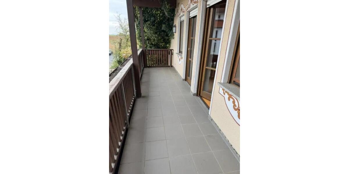 Einfamilienhaus Dettelbach - 8 Zimmer, 266 m&sup2;, 550.000&euro; | Angebot:24693796