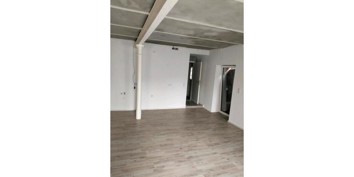 Etagenwohnung Karlstadt - 1 Zimmer, 60 m&sup2;, 450&euro; | Angebot:26465610