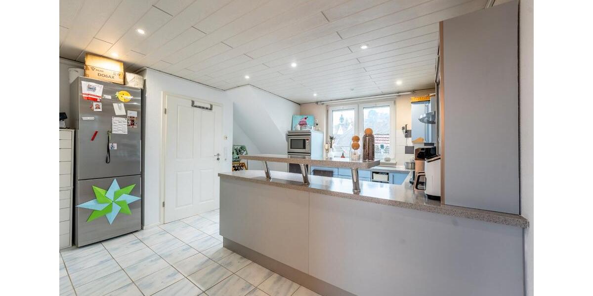 Dachgeschoßwohnung Albertshofen - 4.5 Zimmer, 160 m&sup2;, 1.280&euro; | Angebot:26442379