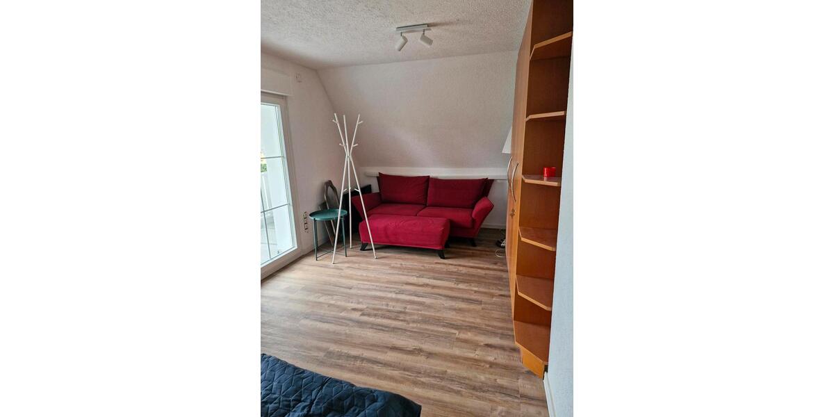 Dachgeschoßwohnung Kitzingen - 2 Zimmer, 86 m&sup2;, 1.200&euro; | Angebot:20935440