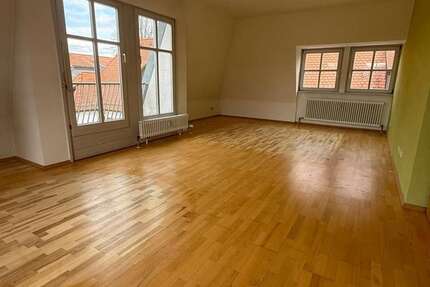 Wohnung zum Kaufen in Veitshöchheim 279.900 € 91 m² 3 zimmer