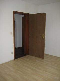 Etagenwohnung Höchberg - 3 Zimmer, 69 m&sup2;, 210.000&euro; | Angebot:24811986