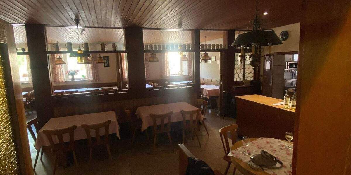 Mehrfamilienhaus, Wohnhaus Volkach - 9 Zimmer, 415.000&euro; | Angebot:23944929