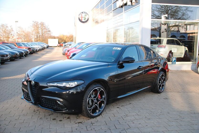 Alfa Romeo Giulia 28.490 km 39.990 € Würzburg 97076