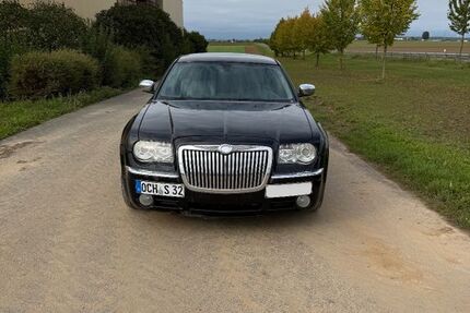 Chrysler 300C 318.000 km 3.200 € Oberpleichfeld 97241