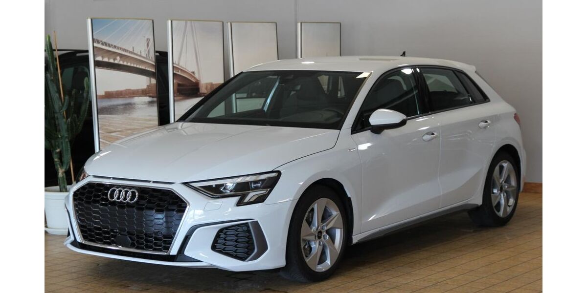 Audi A3 10.900 km 35.900 € Marktheidenfeld 97828