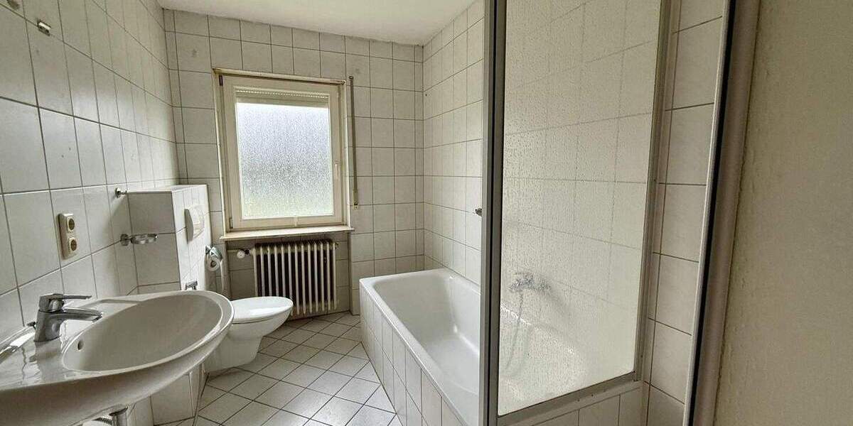 Einfamilienhaus Marktheidenfeld - 8 Zimmer, 170 m&sup2;, 399.000&euro; | Angebot:24723527