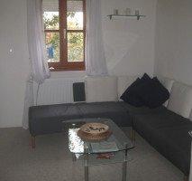 Wohnung Waldbüttelbrunn - 2 Zimmer, 45 m&sup2;, 490&euro; | Angebot:27612505