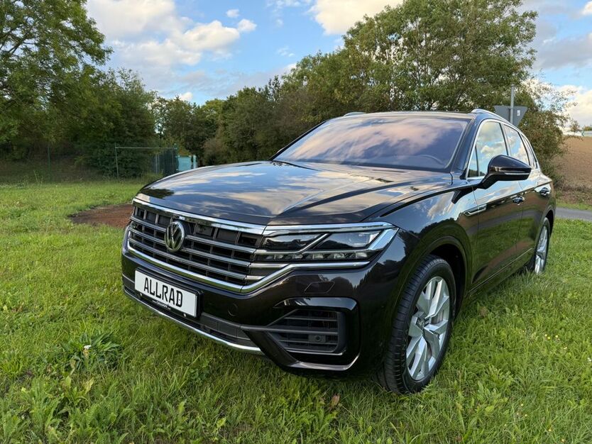 VW Touareg 65.000 km 46.900 € Estenfeld 97230