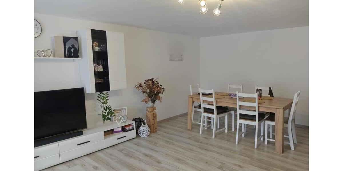 Etagenwohnung Rödelsee - 2 Zimmer, 77 m&sup2;, 620&euro; | Angebot:26547208