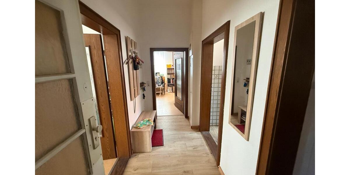 Etagenwohnung Würzburg Sanderau - 3 Zimmer, 74 m&sup2;, 800&euro; | Angebot:26236117