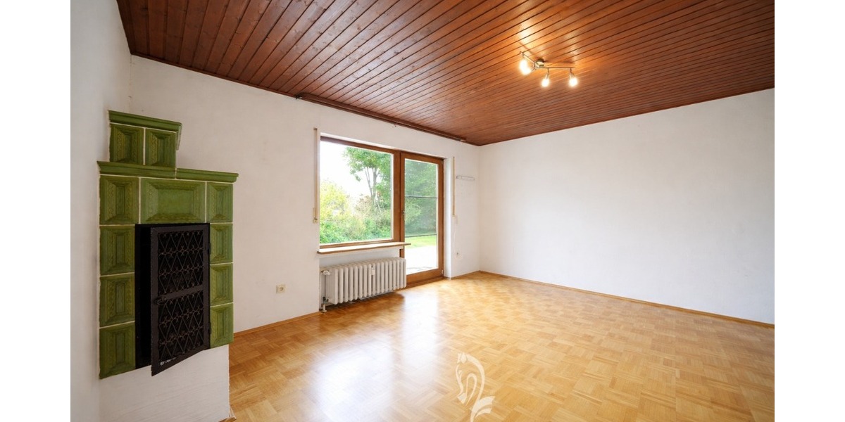 Architektenhaus mit großzügiger Einliegerwohnung und großem Garten in attraktiver Wohnlage - Einfamilienhaus Unterpleichfeld | Angebot:26321812
