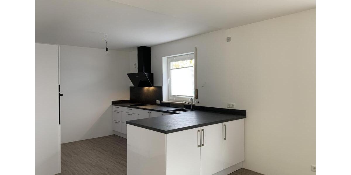 Erdgeschoßwohnung Margetshöchheim - 5 Zimmer, 146 m&sup2;, 1.730&euro; | Angebot:26589431