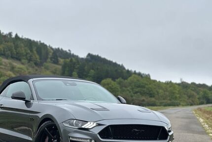 Ford Mustang 48.800 km 38.999 € Lauda-Königshofen 97922