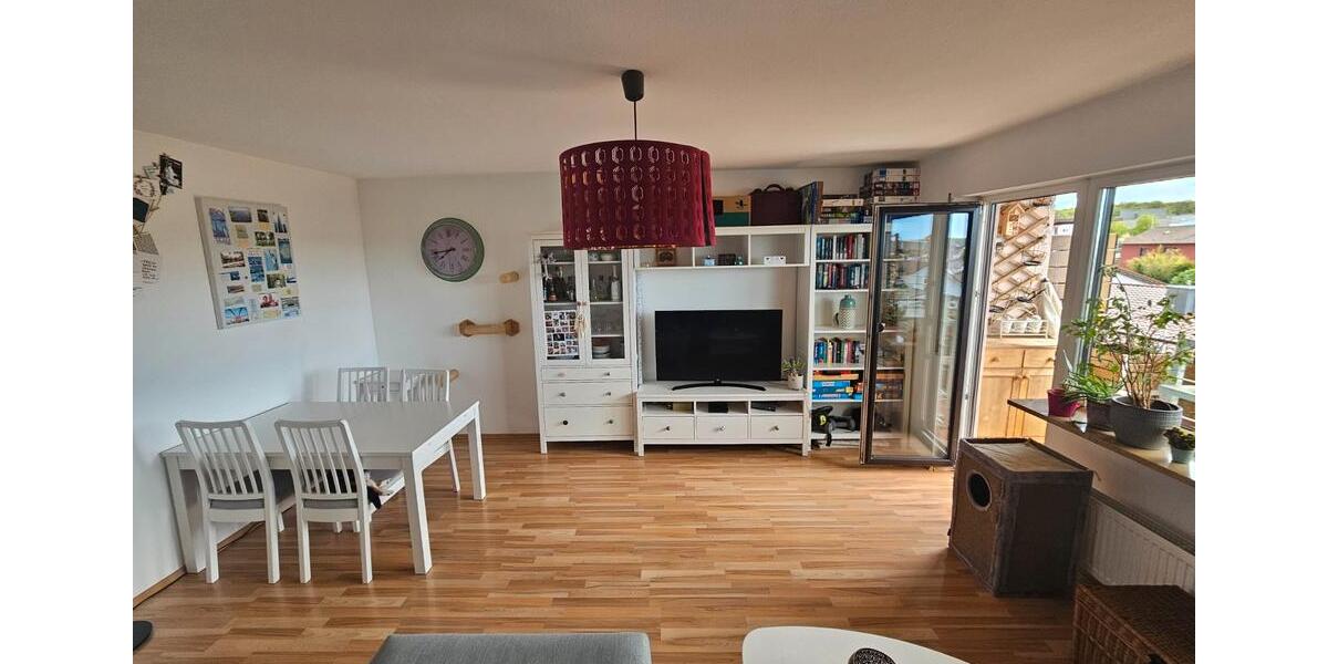 Etagenwohnung Waldbüttelbrunn - 2 Zimmer, 65 m&sup2;, 210.000&euro; | Angebot:26566899