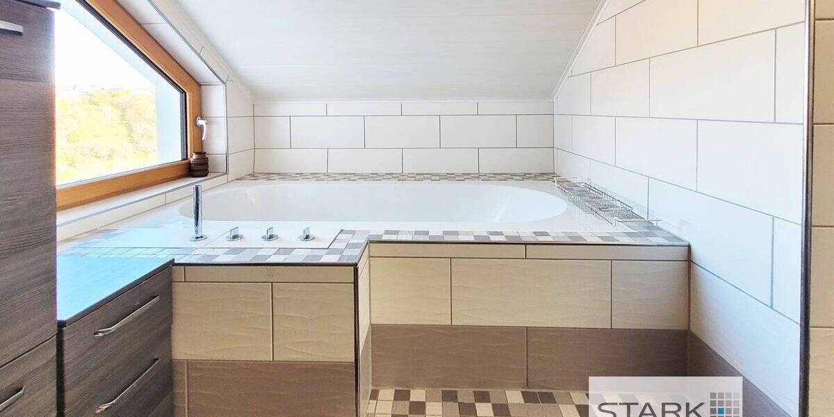 Einfamilienhaus Grünsfeld - 7 Zimmer, 180 m&sup2;, 549.000&euro; | Angebot:25668945