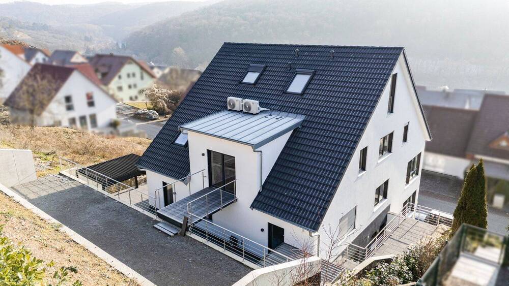 Etagenwohnung Zellingen Retzbach - 6 Zimmer, 151 m&sup2;, 699.000&euro; | Angebot:25997018