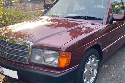 Mercedes-Benz 190 148.488 km 12.277 &euro; Gaukönigshofen 97253