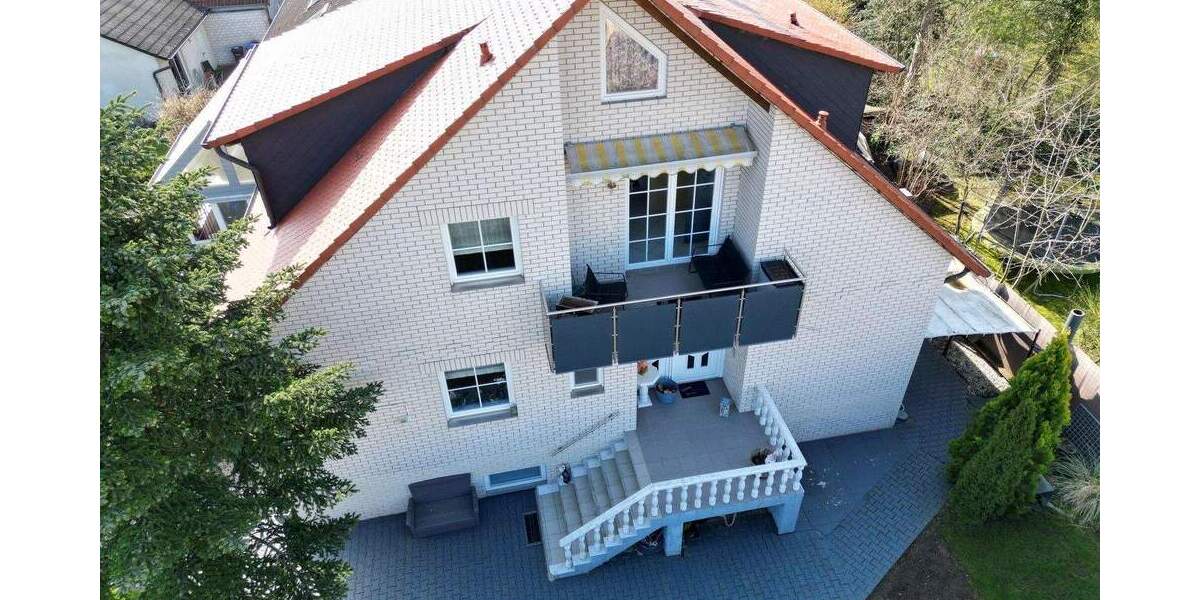 Einfamilienhaus Kitzingen - 7 Zimmer, 287 m&sup2;, 719.000&euro; | Angebot:25987663