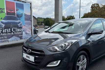 Hyundai i30 102.000 km 8.690 € Würzburg 97076