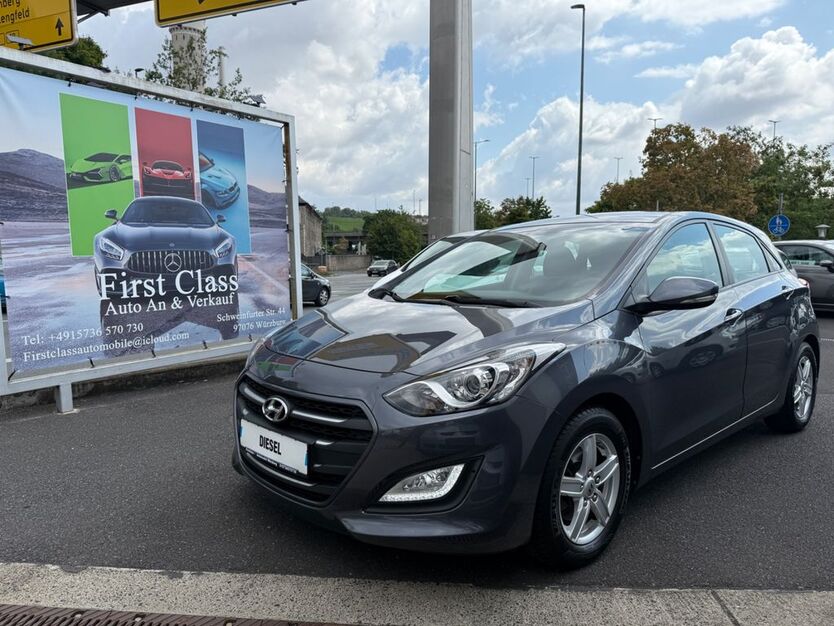 Hyundai i30 102.000 km 8.690 € Würzburg 97076