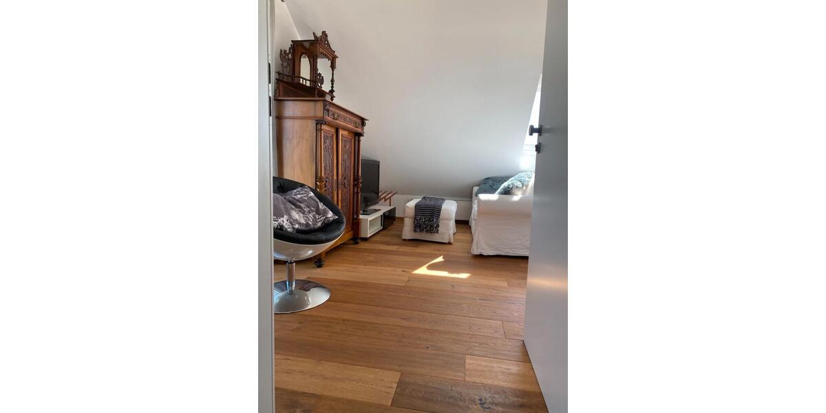 Dachgeschoßwohnung Würzburg Frauenland - 1 Zimmer, 50 m&sup2;, 950&euro; | Angebot:26284502