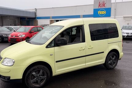 VW Caddy 321.000 km 2.400 &euro; Würzburg 97076