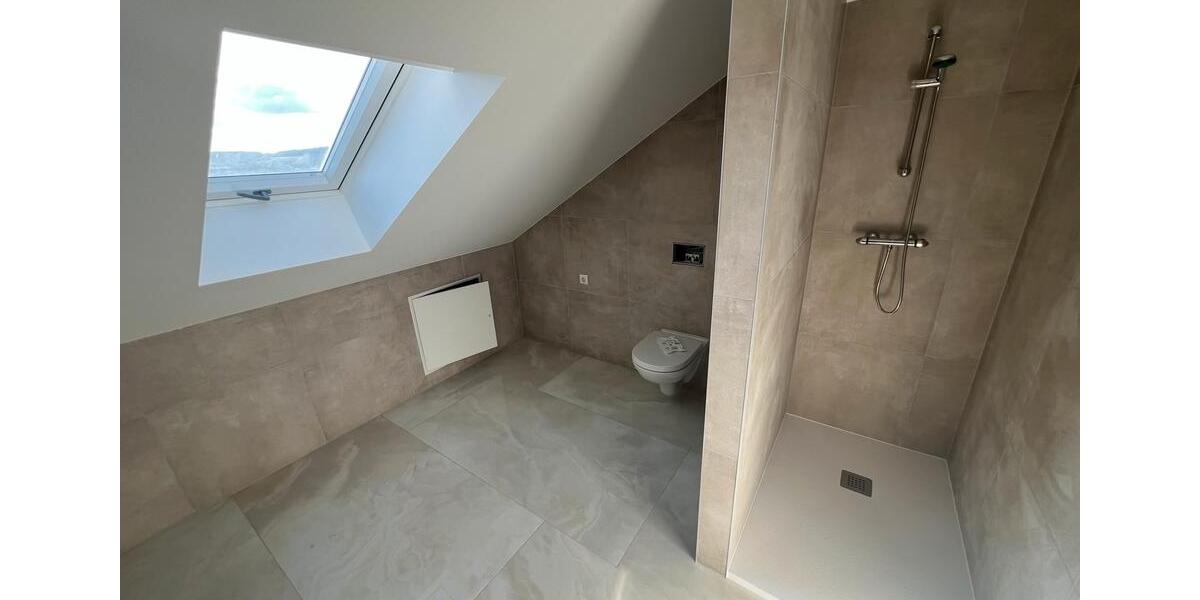 Dachgeschoßwohnung Tauberbischofsheim - 3 Zimmer, 60 m&sup2;, 780&euro; | Angebot:25394840