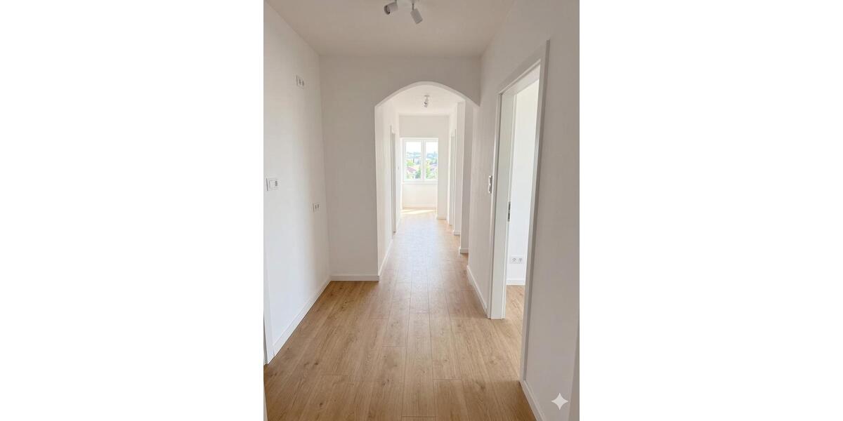 Etagenwohnung Höchberg - 4 Zimmer, 102 m&sup2;, 549.000&euro; | Angebot:26955769
