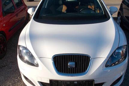 Seat Leon 130.560 km 5.990 € Kitzingen 97318