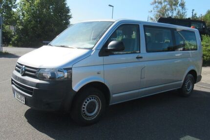 VW T5 Transporter 182.000 km 15.990 &euro; Tauberbischofsheim 97941
