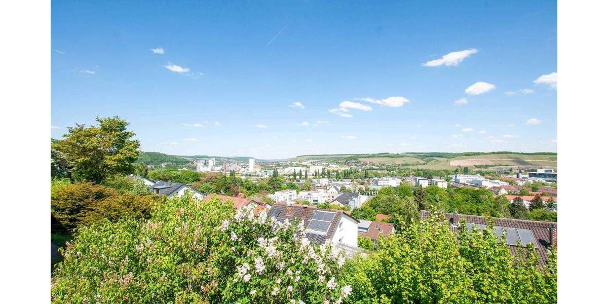 **RESERVIERT** Traumhafte Aussicht auf die Stadt - Architektenhaus Obere Zellerau 7 zimmer