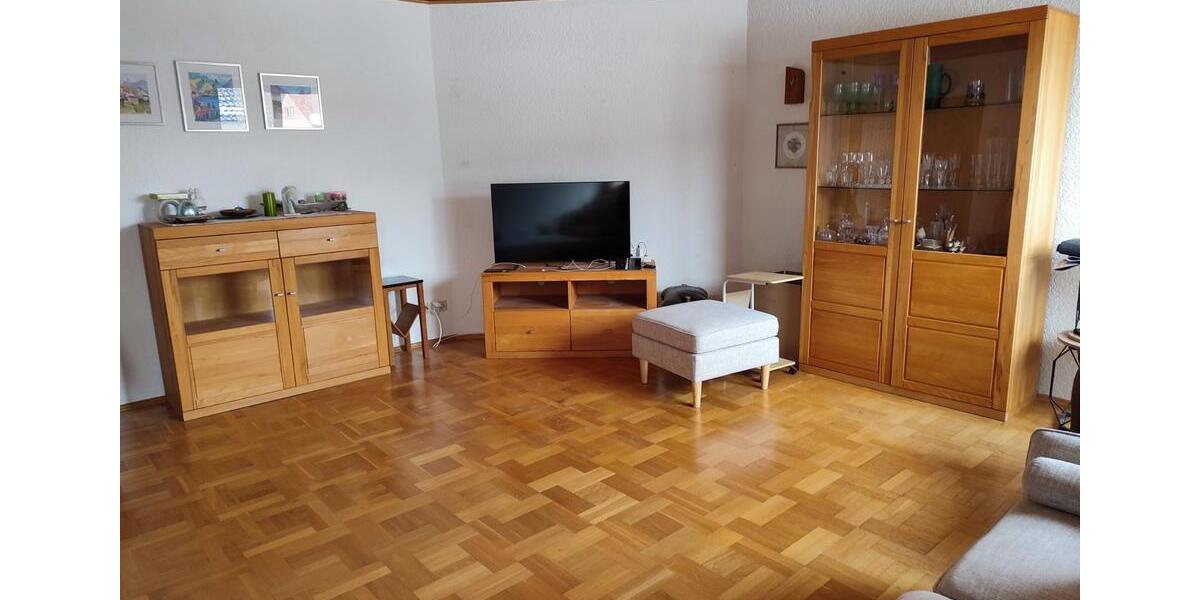 Etagenwohnung Volkach - 3 Zimmer, 89 m&sup2;, 800&euro; | Angebot:25059111