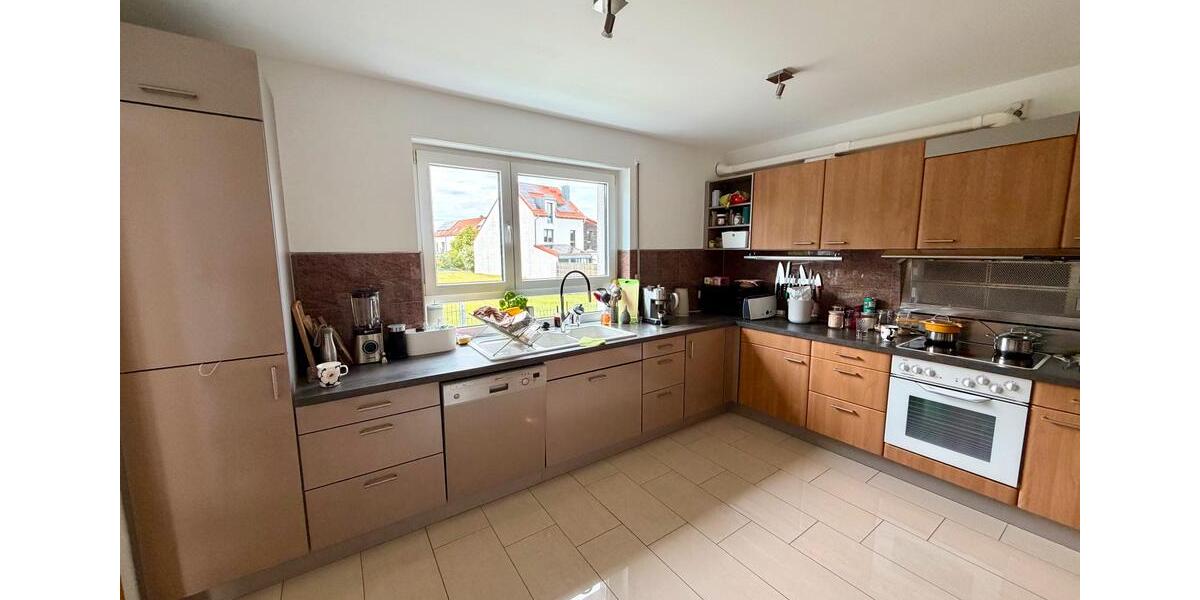 Erdgeschoßwohnung Gerbrunn - 4 Zimmer, 136 m&sup2;, 1.450&euro; | Angebot:26566782