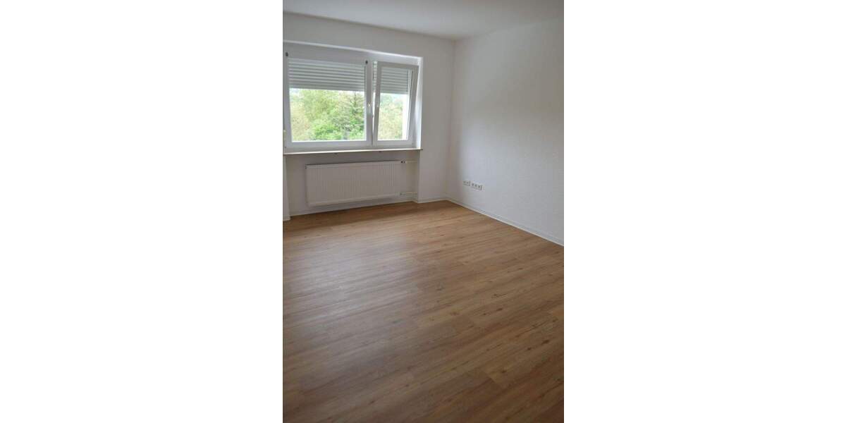 Etagenwohnung Margetshöchheim - 3 Zimmer, 80 m&sup2;, 1.045&euro; | Angebot:26641645