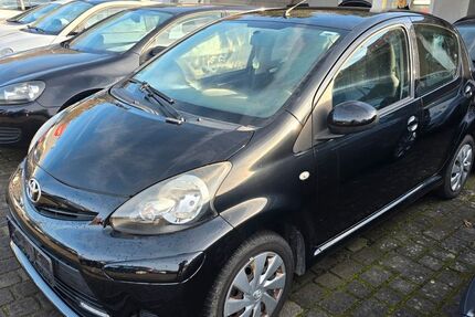 Toyota Aygo (X) 92.000 km 4.400 € Randersacker 97236