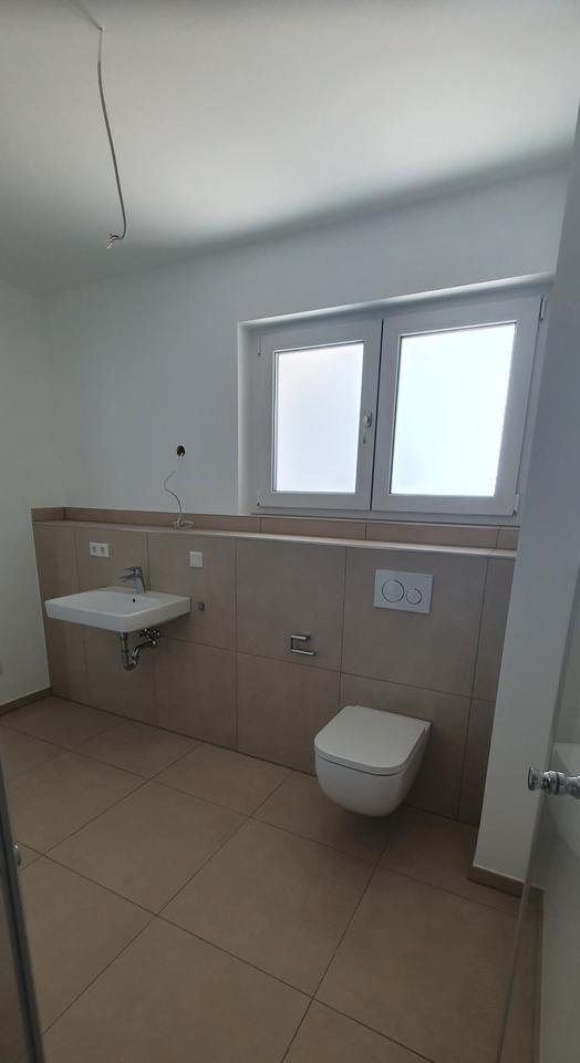 2-Zimmer Wohnung mit Loggia zimmer