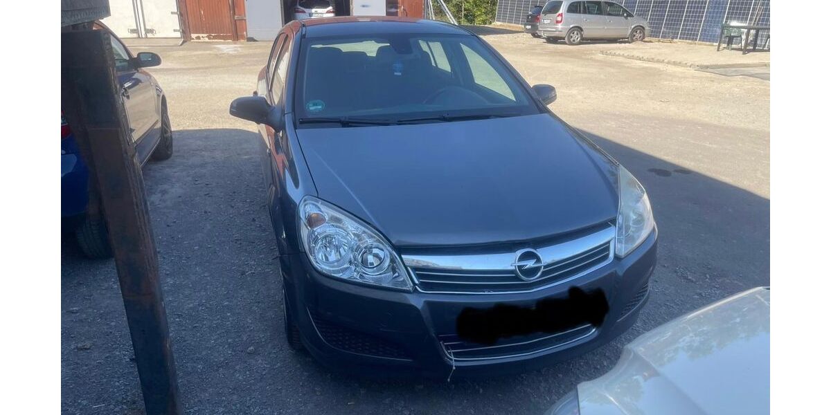 Opel Astra 219.000 km 899 &euro; Würzburg 97074