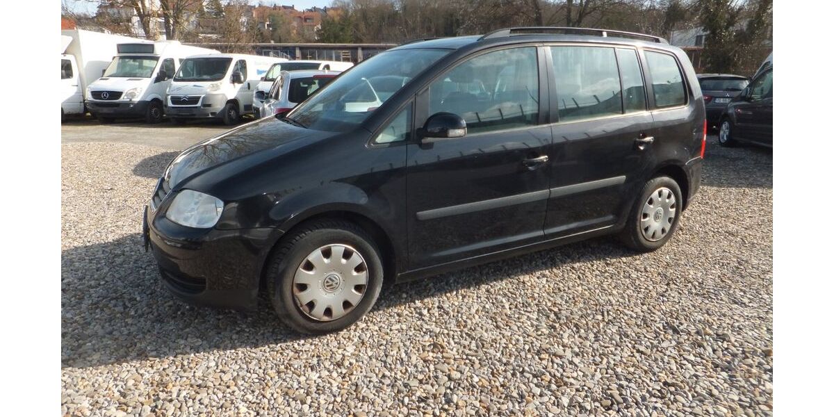 VW Touran 243.000 km 890 &euro; Würzburg 97076