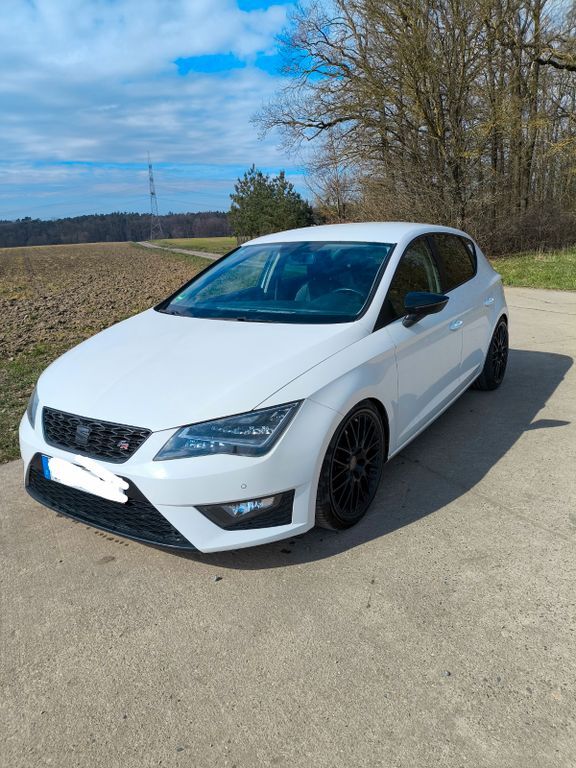 Seat Leon 185.000 km 10.000 € Wiesentheid 97353