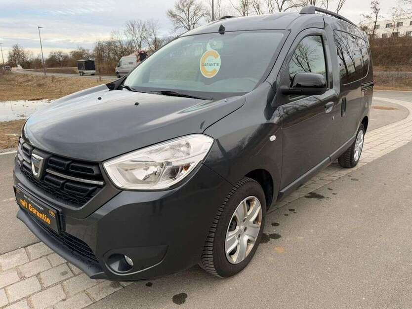 Dokker