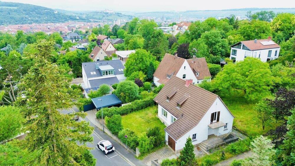 Einfamilienhaus Würzburg Frauenland - 6 Zimmer, 100 m&sup2;, 790.000&euro; | Angebot:25821792