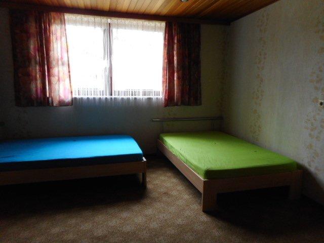 Erdgeschoßwohnung Rödelsee - 6 Zimmer, 135 m&sup2;, 1.000&euro; | Angebot:26150617