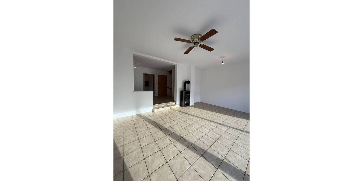 Reihenendhaus Würzburg Oberdürrbach - 6 Zimmer, 172 m&sup2;, 590.000&euro; | Angebot:25984304