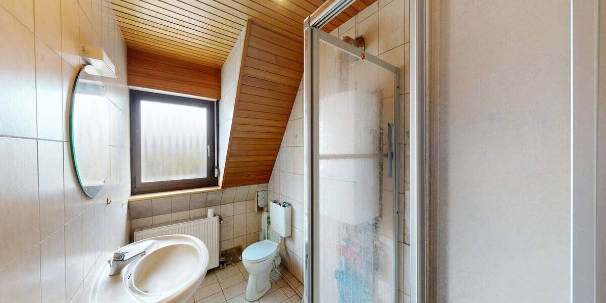 Mehrfamilienhaus, Wohnhaus Zellingen - 6 Zimmer, 166 m&sup2;, 390.000&euro; | Angebot:26204205