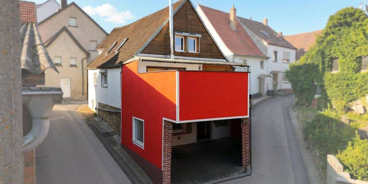 Mehrfamilienhaus, Wohnhaus Kitzingen Repperndorf - 6 Zimmer, 225 m&sup2;, 385.000&euro; | Angebot:25997026